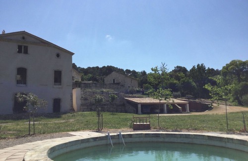 Bollene House | Bâtisse au Sein d un mas Provençal vue Imprenable