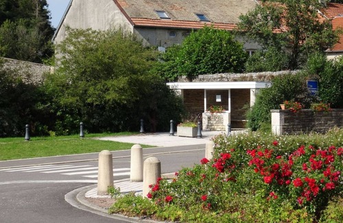Trampot House | Bévau: Frankreich erleben mit Bio-Frühstück und täglichem Putz-Service by Interhome
