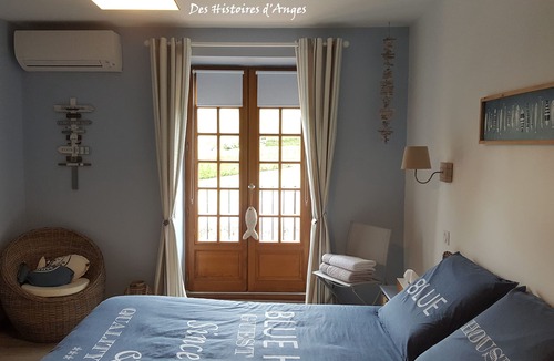 Tournus House | B & B Des Histoires d'Anges/Pomme de Touline Room