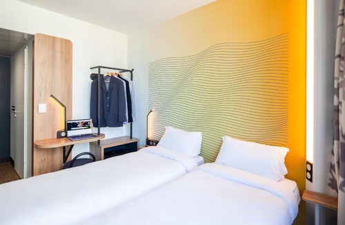 Quartier Atlantis Hotel | B&B HOTEL Massy Gare TGV