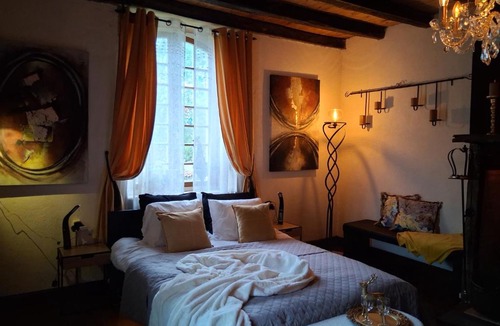 Figeac Bed & Breakfast | B&B maison du Saint Cirque