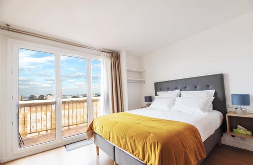 Le Kremlin-Bicetre Apartment | Beausoleil Metro Paris Sud