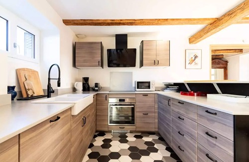 Adervielle-Pouchergues Villa | Beautiful, renovated village house for 12 people near Loudenvielle, with Wi-Fi