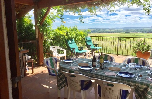 Saint-Fort-sur-Gironde House | Beautiful hill top House with Private Heated Pool, Stunning Views