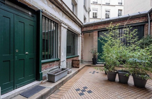 Saint-Vincent-de-Paul Apartment | Beautiful apartment at Gare de l'Est Republique