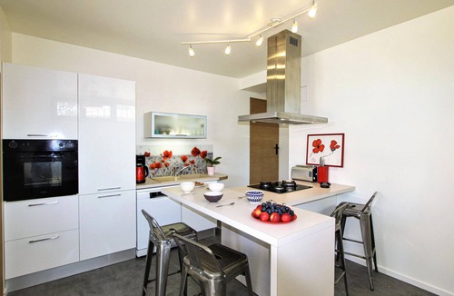 Saint-Romans Apartment | Beautiful apartment with nice sun terrace on a green private property.