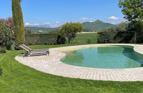 Cleon-d'Andran House | Beautiful, authentic 18th-century residence, 4-star tourist accommodation
