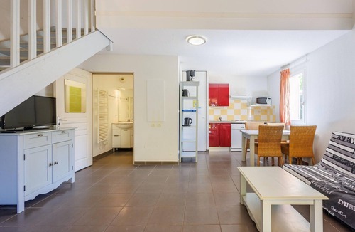 Aubignan House | Beautiful holiday home near vineyards