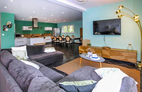 Suze-la-Rousse House | Beautiful home in Suze-La-Rousse
