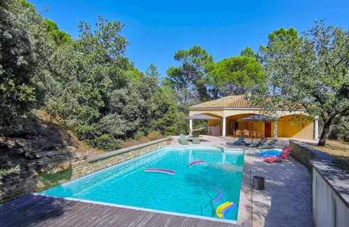 Suze-la-Rousse House | Beautiful home in Suze la Rousse