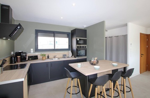 Puy-Saint-Martin House | Beautiful home in Puy St Martin