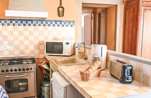 Blassac House | Beautiful private villa for 6 guests with WIFI, TV, terrace and pets allowed