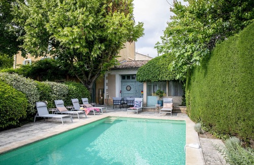 Villes-sur-Auzon House | Beautiful Provencal Bastide, 8 bedrooms, 20 beds, swimming pool, AC, wifi