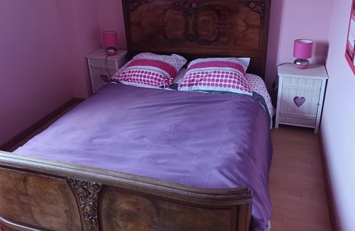 Gilhoc-sur-Ormeze Bed & Breakfast | Bed and breakfast La Rouveure