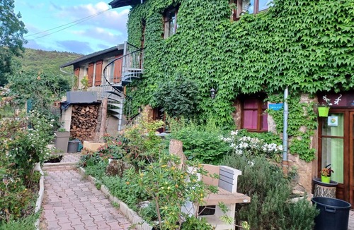 Gilhoc-sur-Ormeze Bed & Breakfast | Bed and breakfast La Rouveure