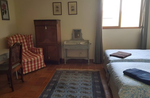 Hauterives Bed & Breakfast | Bed and Breakfast 'Chevreuil' with Shared Pool, Shared Garden and Wi-Fi
