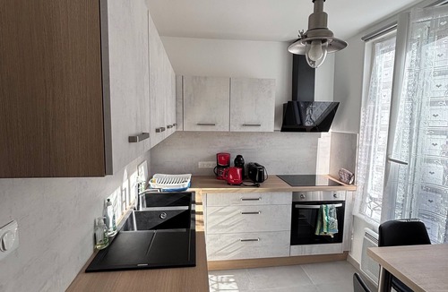 Luxeuil-les-Bains Apartment | Bel Appartement Emplacement Idéal en Centre Ville, Proche Thermes et Commerces