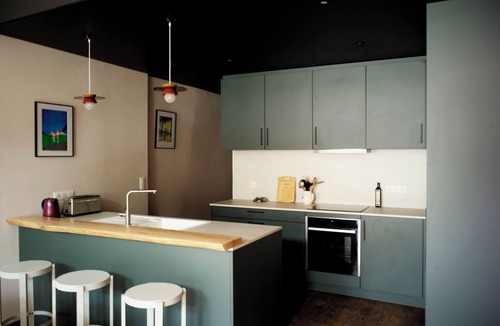 Salins-les-Bains Apartment | Bel Appartement de 110m2 Dans un Hôtel Particulier du Xviiie Siècle