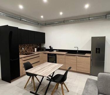 Blanzy Apartment | Belle appartement avec parking gratuit