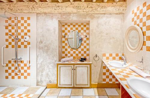 Reventin-Vaugris House | Belle chambre avec grand espace de vie - REVENTIN VAUGRIS