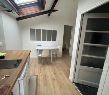 Quartier Centre Ville Apartment | Belle F2 centre ville Massy avec jardin