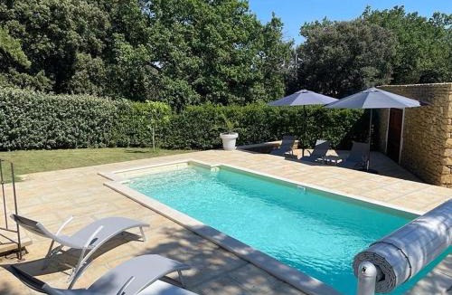 Grignan Villa | Belle villa avec piscine intérieure et piscine extérieure Gite Les Aiguiers