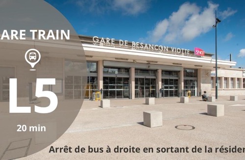 Besancon Apartment | Besançon- Appart avec balcon et piscine pour Groupe pro et famille