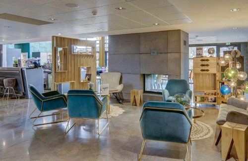 Perignat-les-Sarlieve Hotel | Best Western Plus Hôtel Gergovie