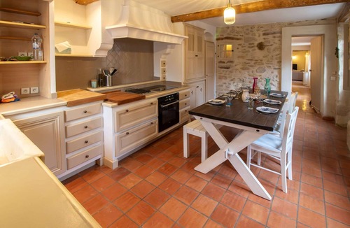 Mazan House | Between Mont Ventoux and Luberon, air-conditioned Provencal farmhouse with swimming pool, indoor.