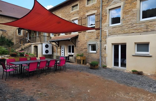 Aze House | Between vineyards and forests in the mâconnais