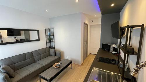 Paroisse Saint-Augustin-de-Chaux Apartment | Bienvenue chez vous "appartement classé 2 étoiles en RDC avec espace extérieur et parking"