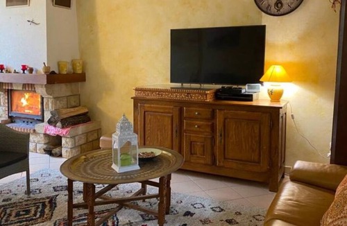 Bona Villa | Big country house in Burgundy!