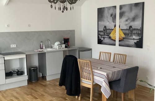 Villejuif House | Big House - Near Paris - 6 bedrooms - Parking - Metro