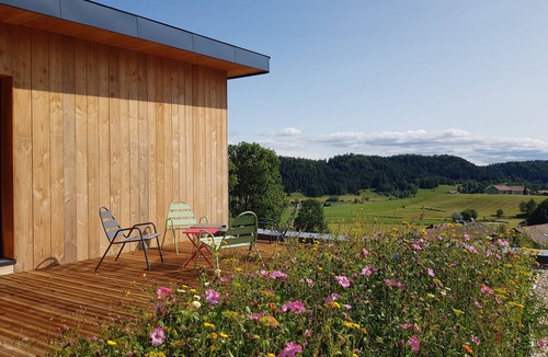 Prenovel House | Bioclimatic cottage Jura