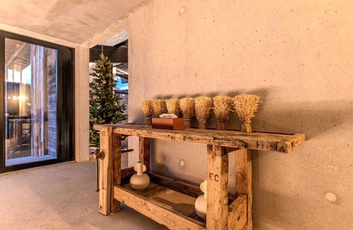 Foncine-le-Haut Ski Chalet | Black Chalet : Hébergement de Luxe Pour 14 Personnes