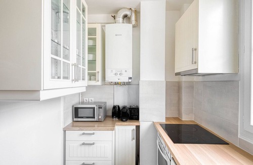 Quartier de la Salpetriere Apartment | Blueground | Jardin des Plantes, fully furnished