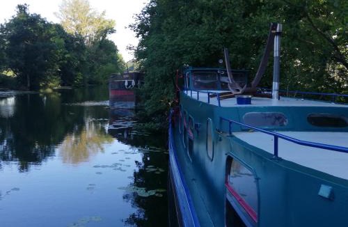 Paroisse Notre-Dame Boat Rental | Botel La Vecchia (LY1992)