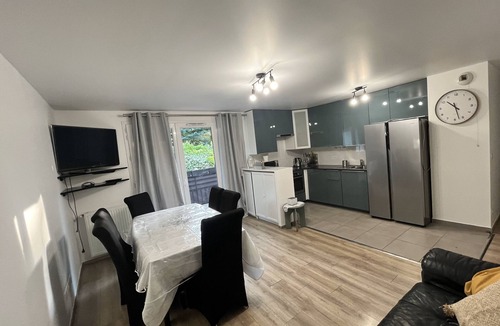 Choisy-le-Roi Apartment | Bright and Spacious 3-Bedroom Apartment - Direct Access to Central Paris