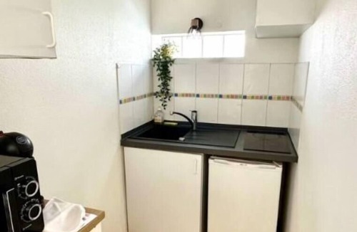 La Pradelle Apartment | Bright apartment 2 mins walk from station