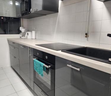 Besancon Apartment | Bright apartment 1 to 3 bedrooms