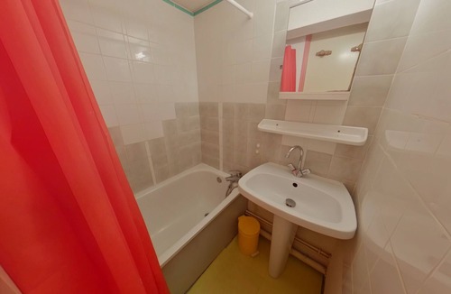 Premanon Apartment | Bright apartment for 6 in Prémanon center