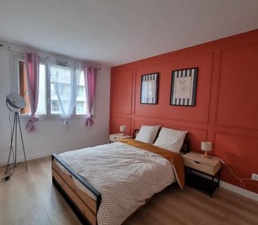 Rosny-sous-Bois Apartment | Bright & Cozy One Bedroom appartement close to Paris Balcony & Wi-Fi