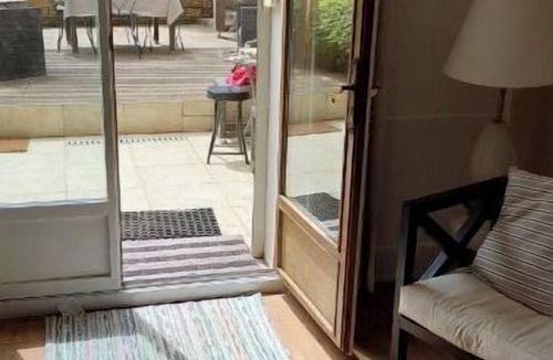Vaison-la-Romaine Apartment | Bright, quiet apartment with private pool