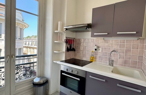 Aix-les-Bains City Center Apartment | Bright studio in city center with WiFi and parking