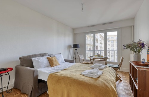 Butte-aux-Cailles Apartment | Bright Studio in the Heart of the 13th - Mid-T