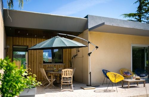Charmes-sur-Rhone Villa | Bright villa, jacuzzi, private pool, 20,000m2 grounds, Vercors view