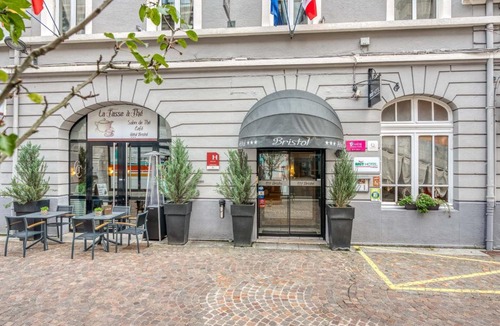 Montbeliard Hotel | Brit Hotel Bristol Montbéliard Centre