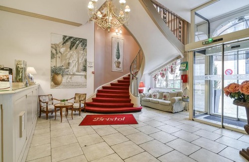Montbeliard Hotel | Brit Hotel Bristol Montbéliard Centre