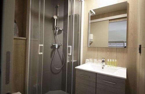 Aubiere Hotel | Brit Hotel Essentiel Arverne - Clermont-Ferrand Sud