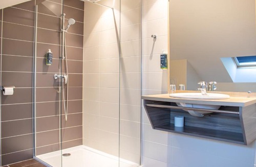 Macon Hotel | Brit Hotel Mâcon Centre Gare